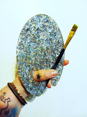 thumbnail of Silver glitter paint palette